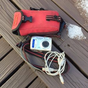 Camera, Olympus FE-100.  Older art studio camera.